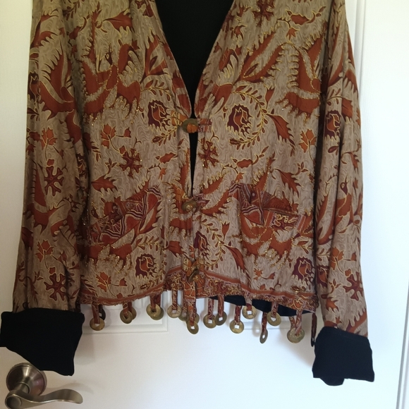 CLEARANCE SALE!! Brown and Tan Bomber Jacket with Scenic Print - Picture 2 of 5
